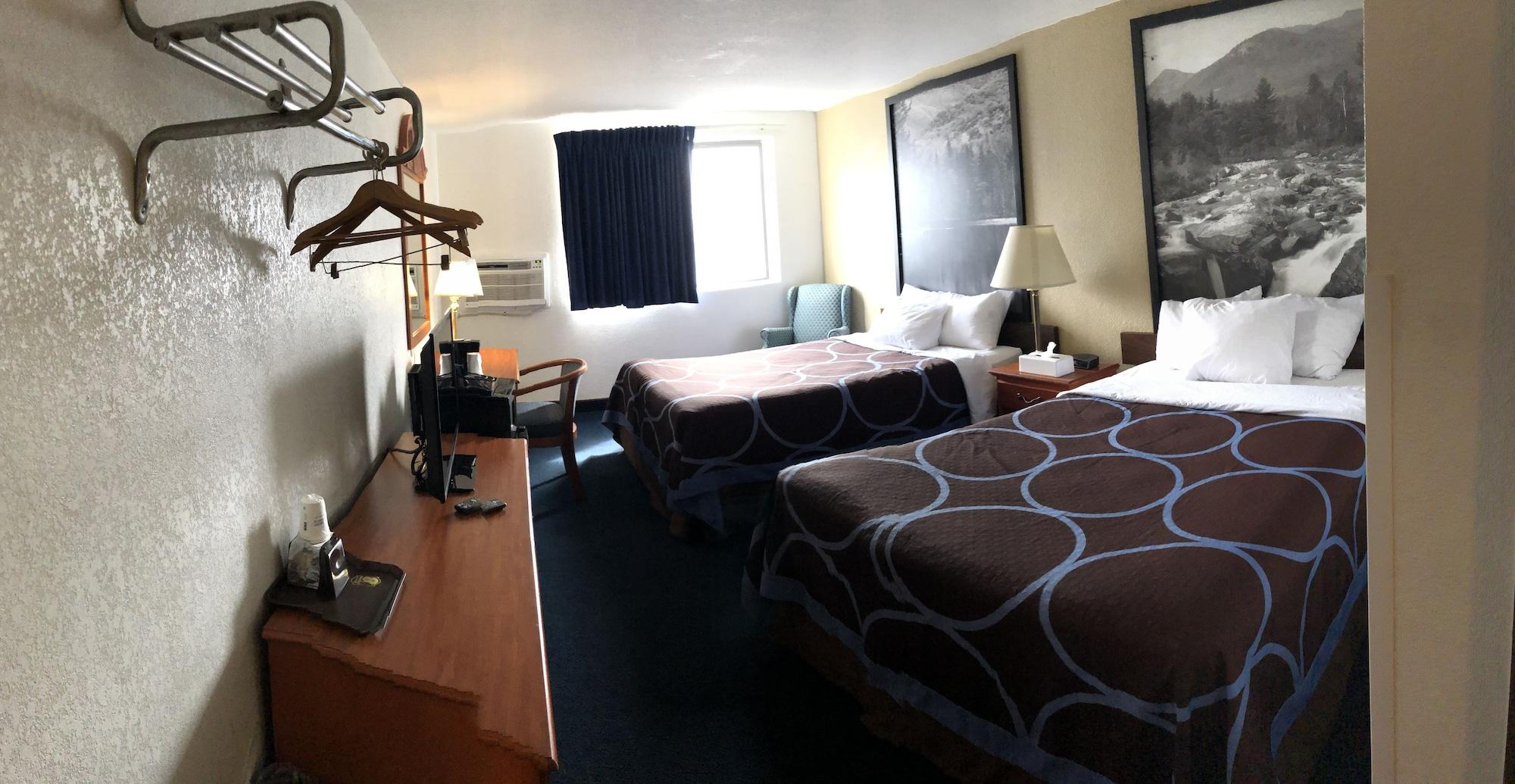 Super 8 By Wyndham Montgomery Maybrook Dış mekan fotoğraf
