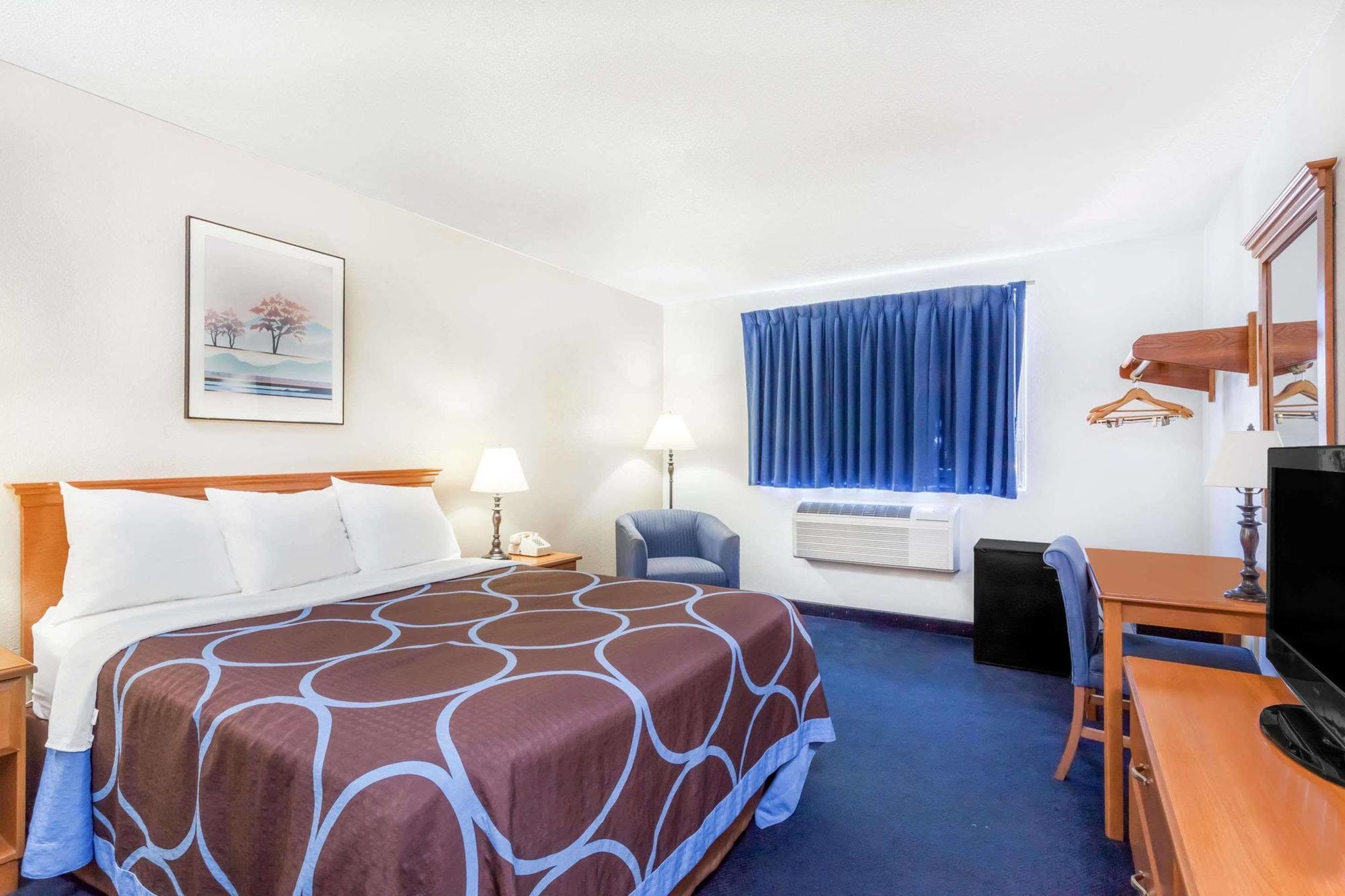 Super 8 By Wyndham Montgomery Maybrook Dış mekan fotoğraf